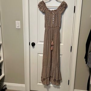 Off the shoulder ruffle summer dress